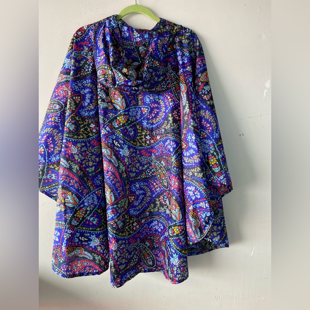 Vera Bradley Packable Rain Poncho Vibrant Paisley Print Hooded Coat OS - Picture 5 of 8